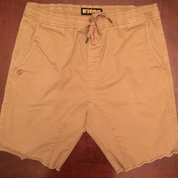 cut off khaki shorts mens